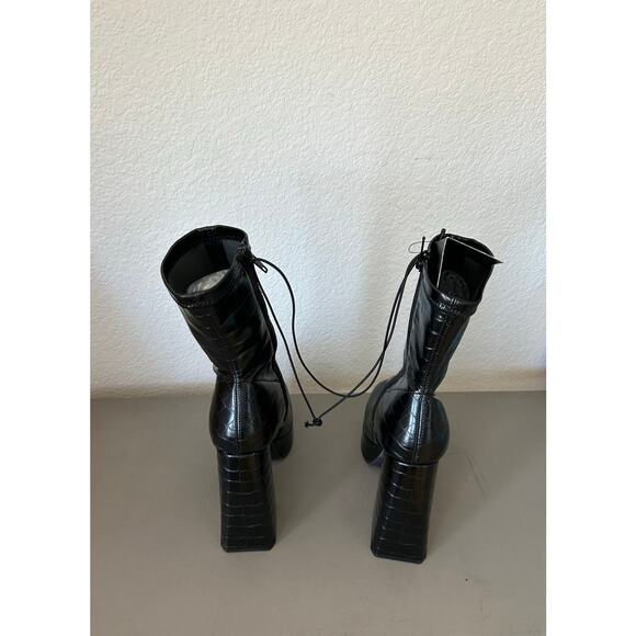 Forever 21  Crocodile Embossed Black Platform Heeled Booties - 6 - Picture 4 of 6